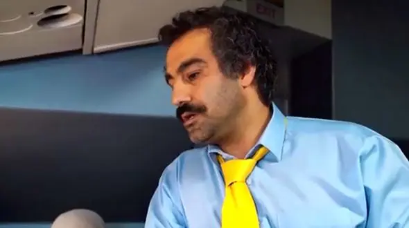 عکس  دیدنی خانواده واقعی نقی معمولی پایتخت ! / موهای پرپشت محسن تنابنده با زیرشلواری خنده دارش !