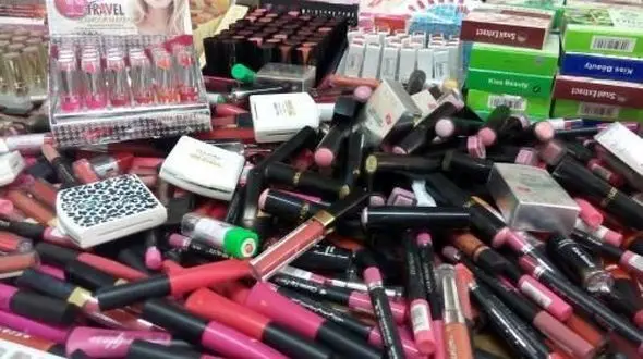 این ۲۰۰ قلم لوازم آرایشی و بهداشتی را مصرف نکنید!/ در تربت حیدریه کشف شد