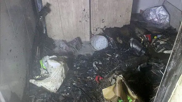 انباری ساختمان مسکونی در آتش سوخت 