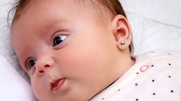 نکات طلایی درباره سوراخ کردن گوش کودکان