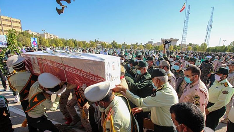 پیکر مرزبان شهید احمدی‌سکل در بندرعباس تشییع شد