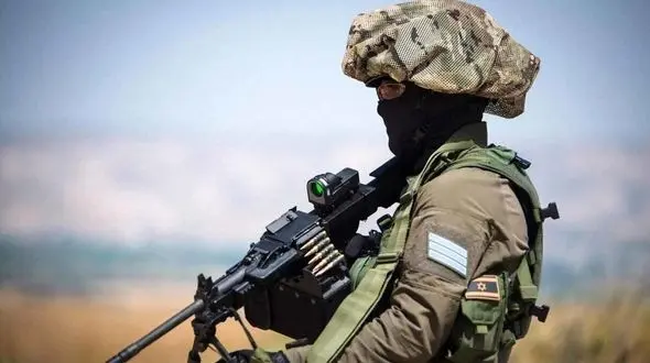 علت بستن کلاه سرآشپز روی کلاه سربازان اسرائیلی چیست؟