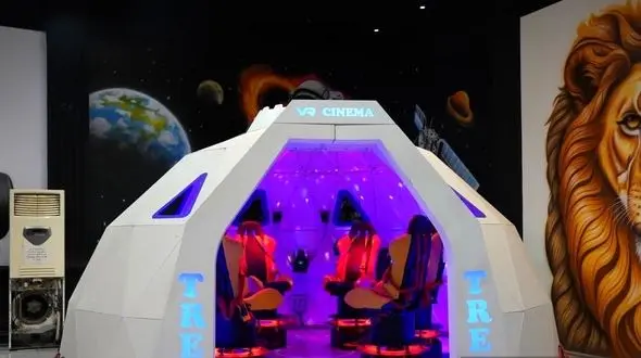 آغاز به کار بزرگترین سالن واقعیت مجازی اصفهان در شهربازی شهر رویاها