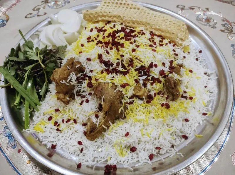 چلوگوشت سنتی