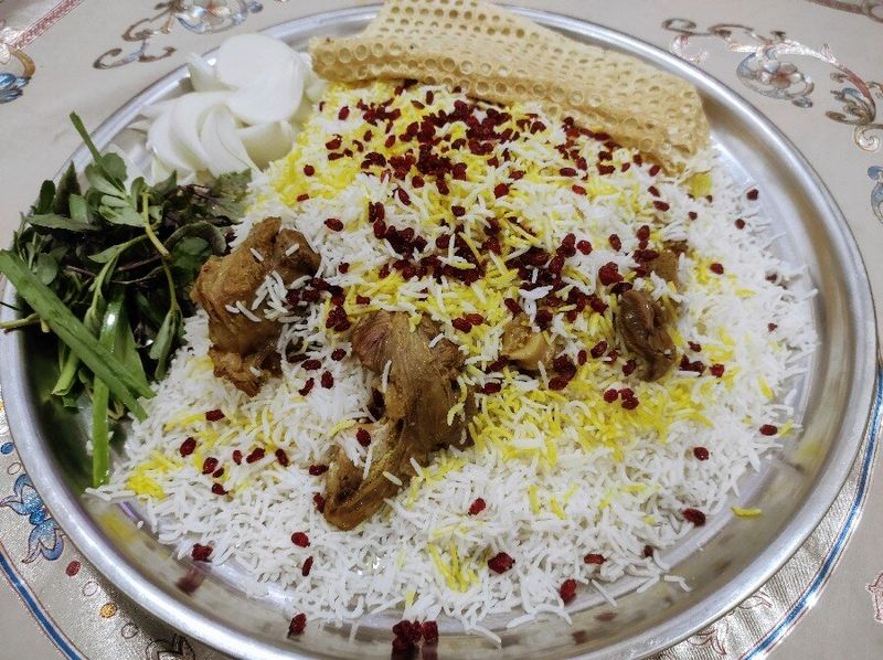 چلوگوشت سنتی