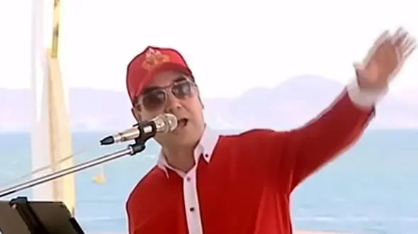 رئیس جمهوری رپ خواند! +فیلم