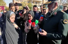 فیلم / سردار محمدیان به دزد گوشواره یک زن : با ناموس مردم چیکار کردی...