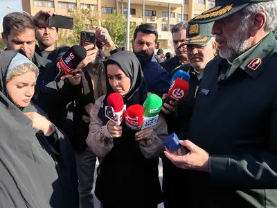 فیلم / سردار محمدیان به دزد گوشواره یک زن : با ناموس مردم چیکار کردی...