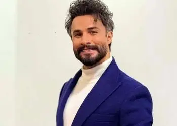 دانلود آهنگ شب شب یلدا شد از راغب / شب شب یلدا شد / MP3 + متن کامل