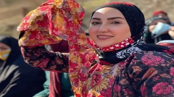 تصویر روز | چهره جدید شیلان زن وحید در سریال نون خ با بازی نارین ایوبی بعد 4 سال