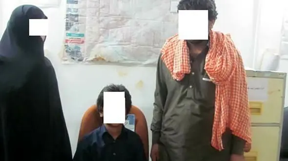 ربودن پسربچه دلگانی که مشغول بازی بود / زندگی سیاه در دخمه مردان بد + عکس