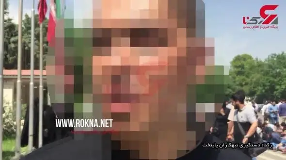 لحظه حمله دزد خشن به خانم خارجی در تهران/ 30 پلیس موتور سوار در تعقیب این سارق بودند +فیلم و عکس