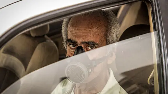 چگونه از عواقب گرد و غبار در امان بمانیم؟ + راهکارهایی برای مقابله با گرد و خاک