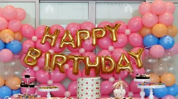  جشن تولد عجیب و لاکچری خانم بازیگر ایرانی با تم لباس راحتی+ عکس 