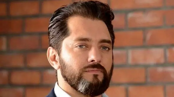 ماه عسل بهرام رادان و شادی مختاری به سبک رونالدو + عکس از دبی