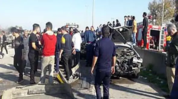 برخورد وحشتناک تراکتور با 4 خودرو در مازندران