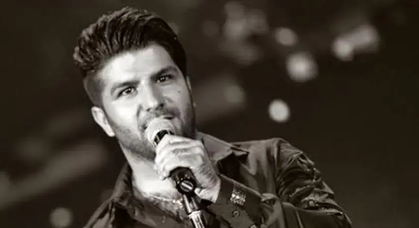 دانلود ریمیکس عادت با صدای سهیل مهرزادگان و مجید خراطها و رامین کرمی و محمد امیری / دلتنگ توام