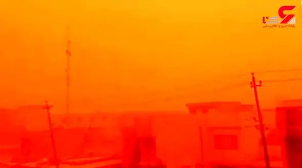 آسمان عراق قرمز شد ! + فیلم یک اتفاق نادر