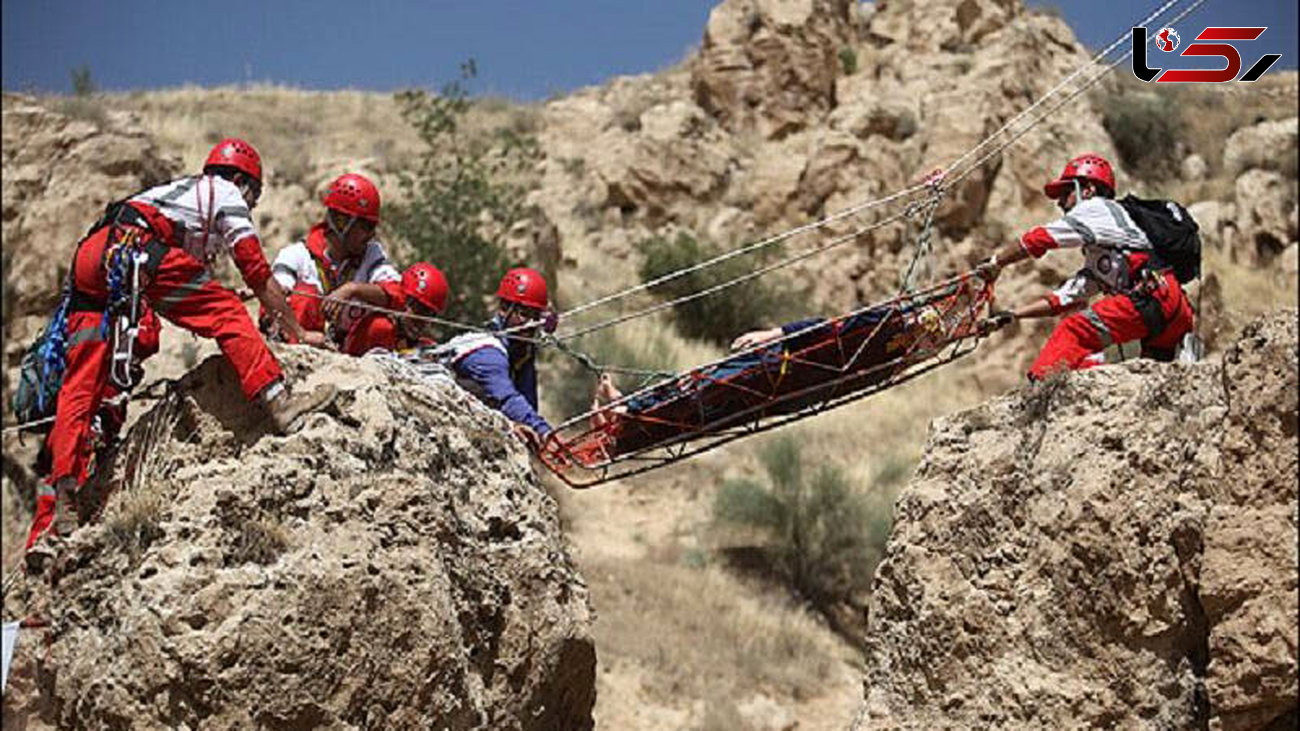 کوهنورد گمشده در قزوین نجات یافت/ عملیات نفسگیر 12 ساعته