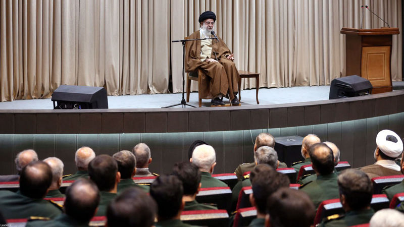 بازدید یک و نیم ساعته فرمانده کل قوا از نمایشگاه نیروی هوافضای سپاه