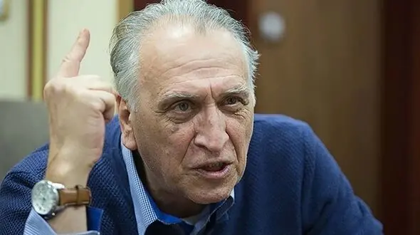 اظهارات احمد نجفی در خصوص احمدی نژاد + فیلم 