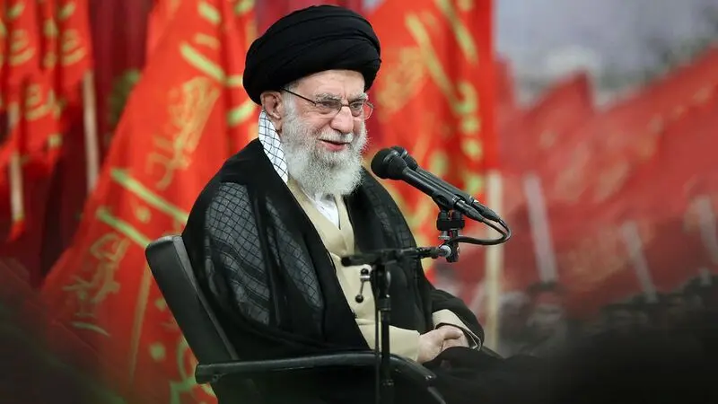  دیدار پیشکسوتان و فعالان دفاع مقدس و مقاومت با رهبر انقلاب 