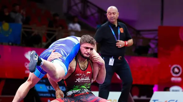 ابوالفضل رحمانی با شایستگی طلایی شد + فیلم پیروزی چشم نواز برابر حریف قدرتمند قزاقزستانی