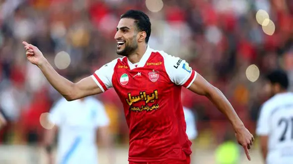 پیکان 1 – 3 پرسپولیس/ بازگشت سرخ ها به صدر با هت تریک شهاب زاهدی