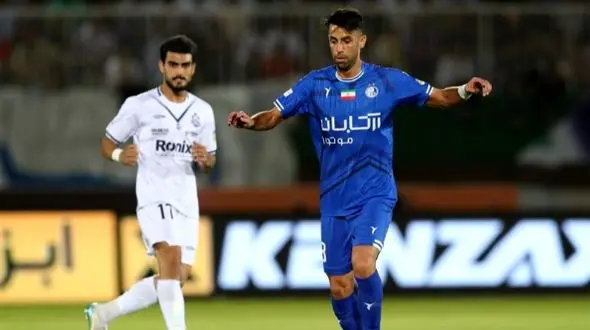 هافبک استقلال با سپاهان توافق کرد