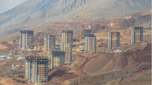 مدیرعامل شهر جدید پرند:پیمانکاران مسکن مهر در پرند به دنبال افزایش قیمت نباشند/تحویل واحدها براساس جدول زمانبندی