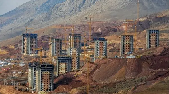 مدیرعامل شهر جدید پرند:پیمانکاران مسکن مهر در پرند به دنبال افزایش قیمت نباشند/تحویل واحدها براساس جدول زمانبندی