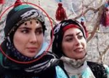 عکس مرجانِ نون خ، با استایل انگلیسی  سوار بر تراموا در استانبول! / متفاوت تر از تلویزیون!