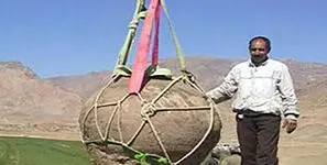 کشف کوزه عظیم الجثه باستانی پر از سکه های طلا در تخت جمشید + عکس گنج نفیس