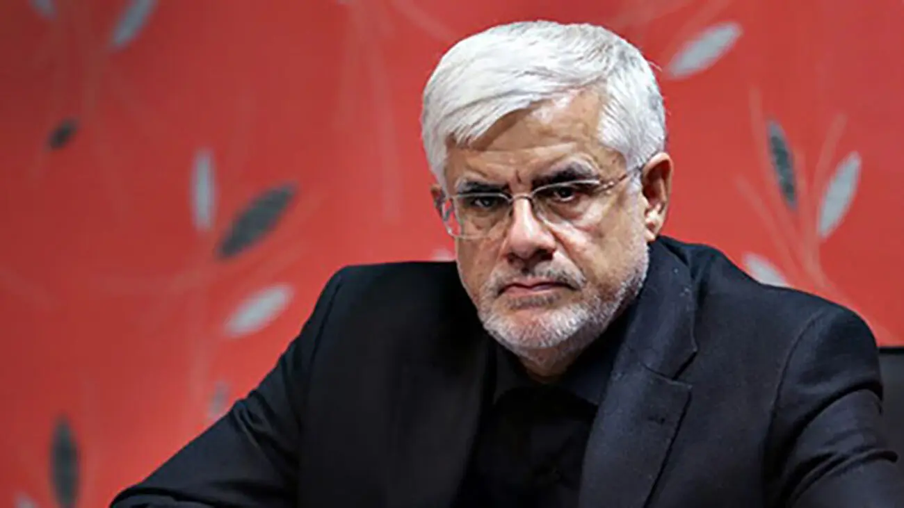 عارف برای نامزدی در انتخابات 1400 منتظر تماس بزرگان اصلاحات است / درخواست بهزاد نبوی از معاون اول دولت اصلاحات برای نام‌نویسی