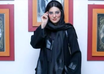 عکس/ سلیقه‌ی پریچهر سریال «هشت پا» در انتخاب مانتوهای مجلسی زیر ذره‌بین/ استایل‌های خاص هلیا امامی با مانتوهای بلندِ خوش‌فرم