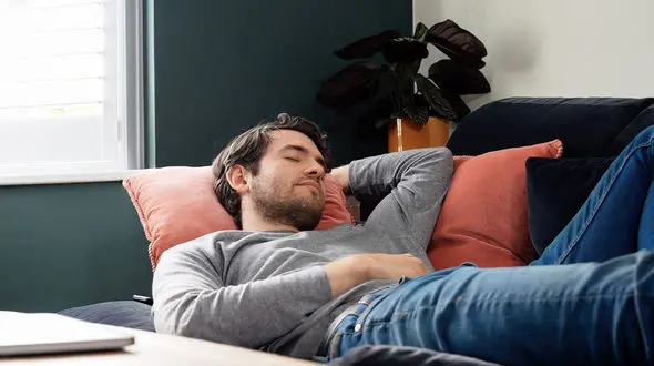 راز افزایش هوش: خواب کوتاه و چرت زدن را جدی بگیرید