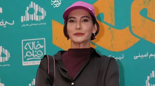 درد مشترک همه‌مون از نگاه فریبا نادری؛ چرا جوونی‌مون لابه لای این همه استرس گم شد؟+ویدیو