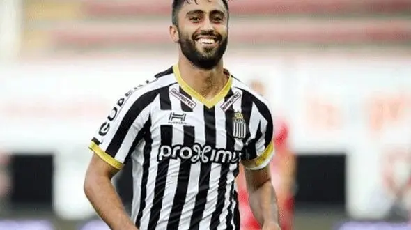 اعتراف بازیکن معروف ایرانی در مورد همسرش 