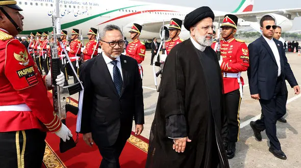 رئیس جمهور وارد جاکارتا شد