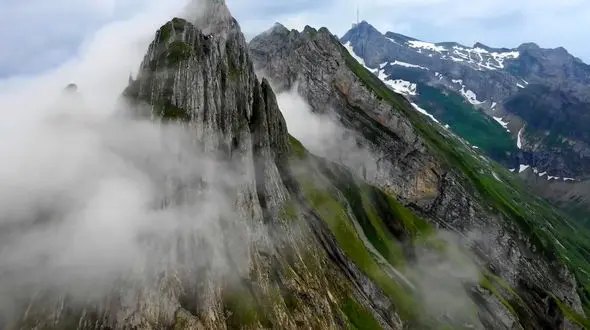 ریلکس کنید / آهنگ بی کلام آرامش بخش همراه با صدای طبیعت + فیلم 