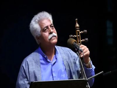 فیلم آواز شکوهمند و فوق احساسی فرج علیپور ! / آنقدر روح نواز خواند که تماشاچیان پرواز کردند !