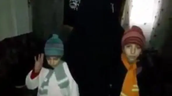 فیلم اقدام وحشتناک زن وشوهر داعشی با دو دختر 7 و 9 ساله شان+تصاویر