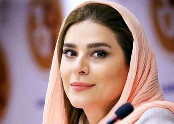 استایل جدید سحر دولتشاهی با ترکیب رنگ های  ترند امسال در 45 سالگی / چهره  کاریماتیک و شیکش را در این سن و سال ببینید