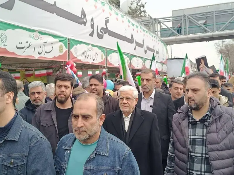 حضور محمد رضا عارف معاون اول رئیس‌جمهور در راهپیمایی ۲۲ بهمن