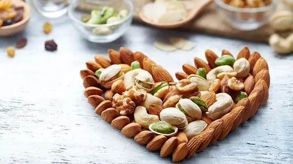 این 4 آجیل دشمن سکته قلبی هستند