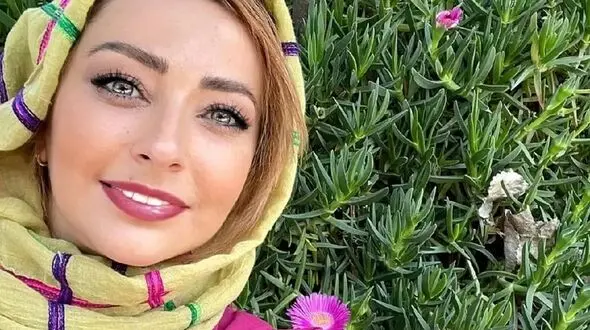 استایل ساده نفیسه روشن در یک جای خاص/ ساده اما زیبا !