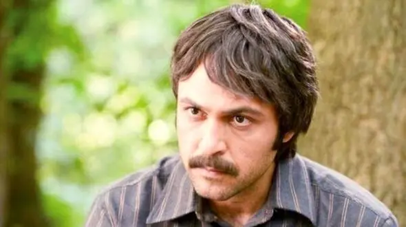 عکس مادر چشم رنگی علیرضا کمالی، احسان سریال لحظه گرگ و میش / چه شباهتی به هم دارند !