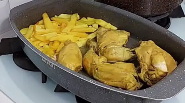 طرز تهیه امطبگ مرغ آبادانی را فرا بگیرید + فیلم