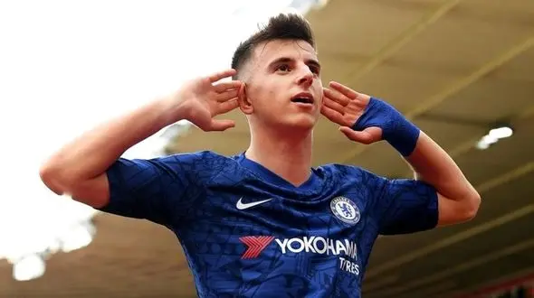 چه کسی برای ستاره چلسی دام پهن کرد ؟