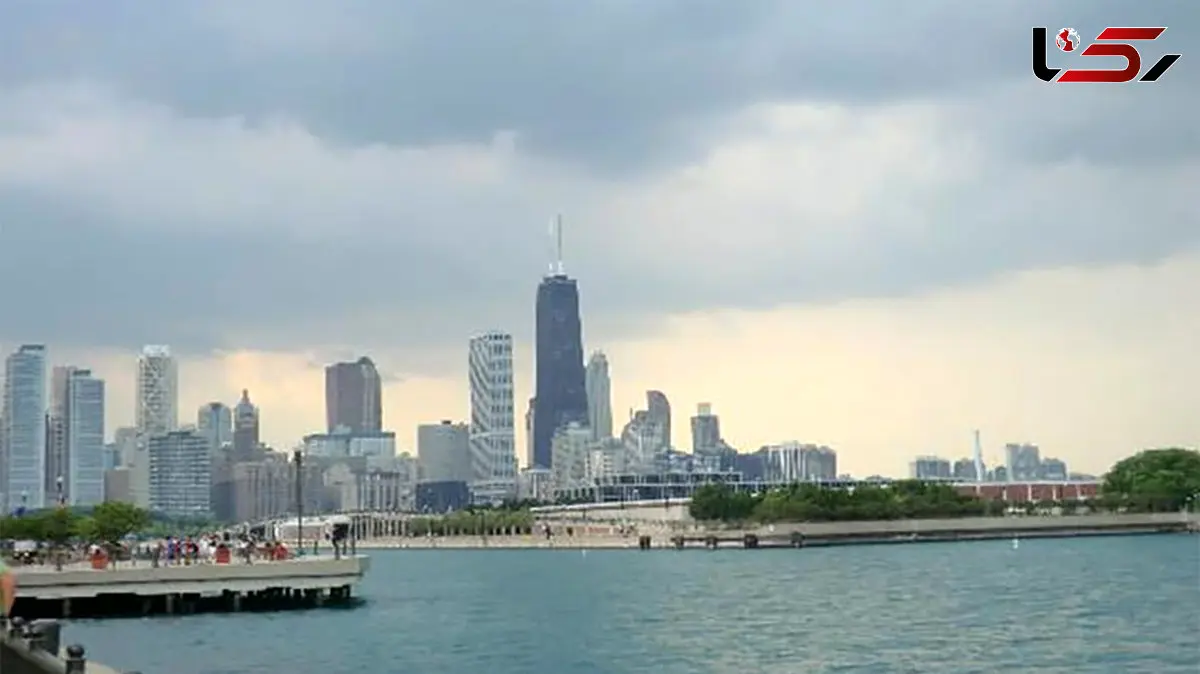 تشکیل کف‌های عظیم روی سطح دریاچه میشیگان+ فیلم